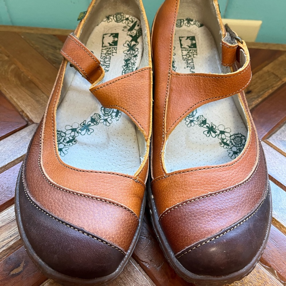 El Naturalista mules